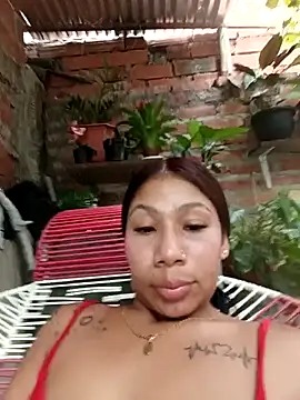 عرض كام Rous-squir