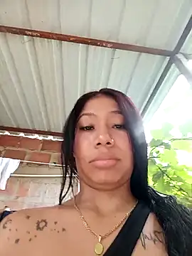 Show modela Rous-squir na web-kameri