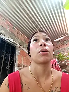 Pertunjukan Kamera Web Rous-squir