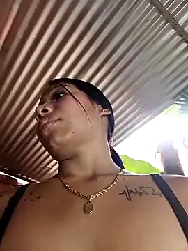 عرض كام Rous-squir