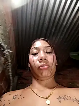 Show modela Rous-squir na web-kameri