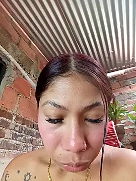 عرض كام Rous-squir