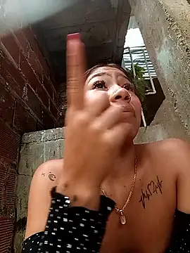 Rous-squir: вебкам-шоу