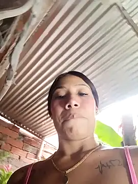 Show modela Rous-squir na web-kameri