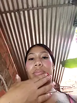 Pokazy przed kamerką – Rous-squir