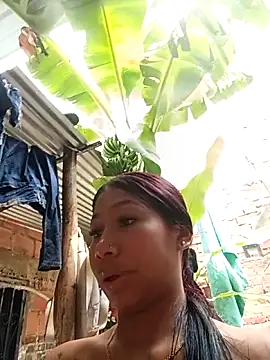 Rous-squir: вебкам-шоу