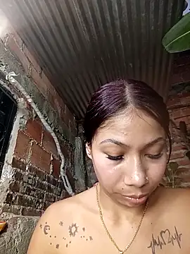 Rous-squir: вебкам-шоу