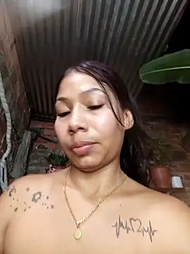 Rous-squir: διαδικτυακό σόου στην κάμερα