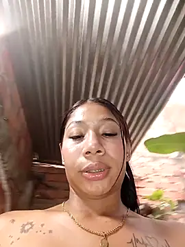 عرض كام Rous-squir