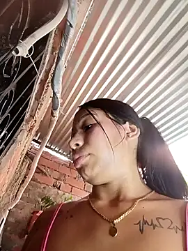 Rous-squir: διαδικτυακό σόου στην κάμερα