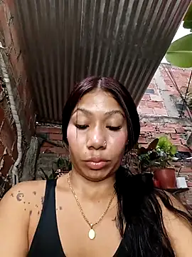 Show modela Rous-squir na web-kameri