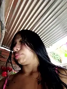 Rous-squir: διαδικτυακό σόου στην κάμερα