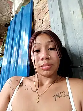 Show modela Rous-squir na web-kameri