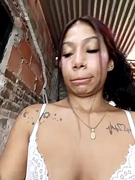 Rous-squir Webcam Show