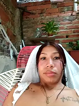 Show modela Rous-squir na web-kameri