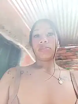 Show modela Rous-squir na web-kameri