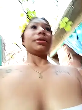 Rous-squir: вебкам-шоу