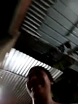 Rous-squir Webcam-Show