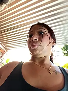 عرض كام Rous-squir