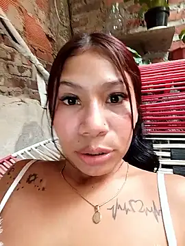 Show modela Rous-squir na web-kameri