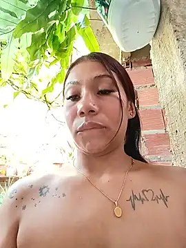 Rous-squir: вебкам-шоу