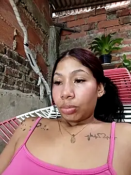 Rous-squir: διαδικτυακό σόου στην κάμερα