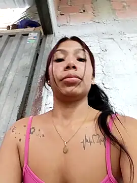 Pertunjukan Kamera Web Rous-squir