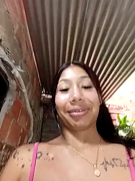 Rous-squir ওয়েবক্যাম শো