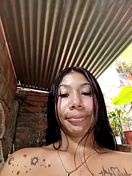 عرض كام Rous-squir