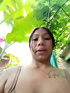 Rous-squir: διαδικτυακό σόου στην κάμερα