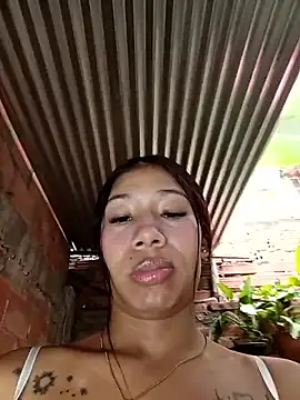 Rous-squir webkamerás műsora