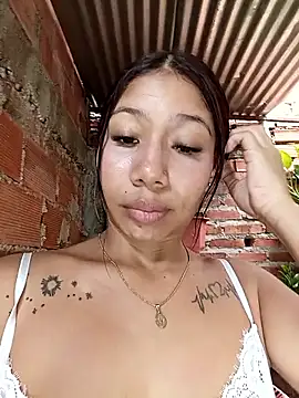 Rous-squir: διαδικτυακό σόου στην κάμερα