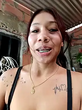 Вебкам-шоу Rous-squir