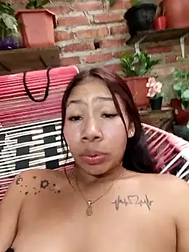 Rous-squir Webcamshow