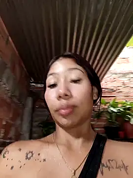 Rous-squir Webcam show