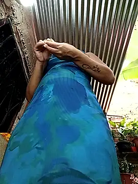 Rous-squir ওয়েবক্যাম শো