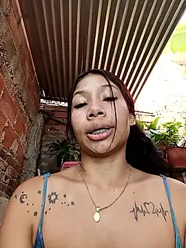 Rous-squir: вебкам-шоу