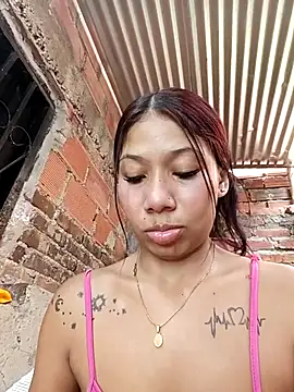 Pertunjukan Kamera Web Rous-squir