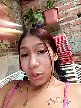 Rous-squir webkamerás műsora