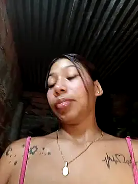 Rous-squir: διαδικτυακό σόου στην κάμερα