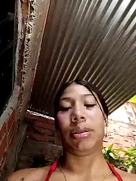 Rous-squir webcam show