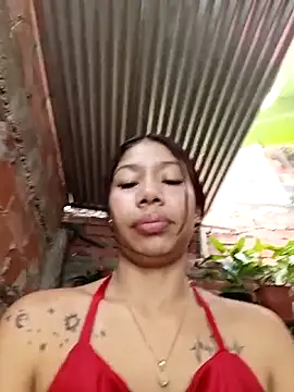 Pertunjukan Kamera Web Rous-squir