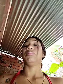 Pokazy przed kamerką – Rous-squir