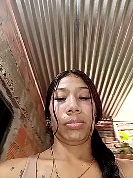 Rous-squir webkamerás műsora