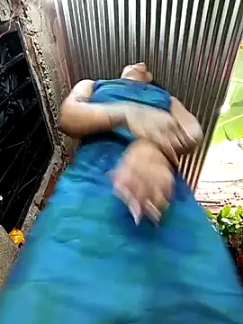 Rous-squir Adlı Modelin Web Kamerası Şovu