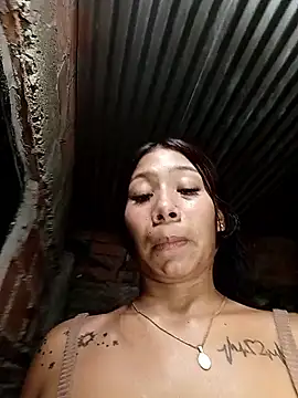 Rous-squir: вебкам-шоу