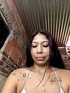 Rous-squir Webcamshow