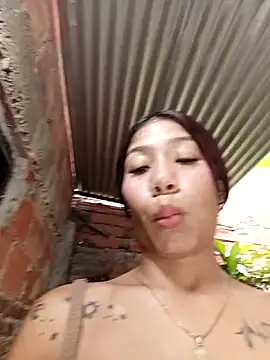 Rous-squir: вебкам-шоу