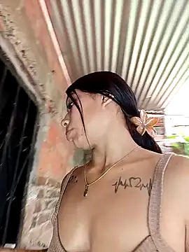 Pokazy przed kamerką – Rous-squir