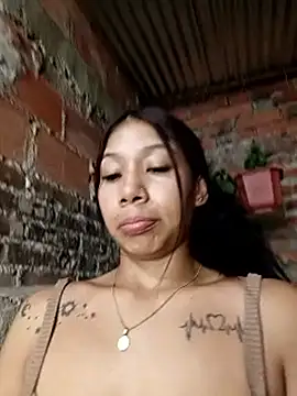 Pokazy przed kamerką – Rous-squir